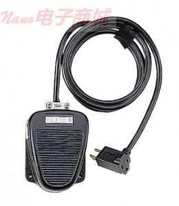 Masterflex SP-522-156 開/關腳踏開關，115V，美國標準插頭類型，保持著接觸